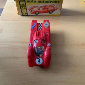 Foto inzerátu Prodám autodráhu ITES, včetně 6 autíček