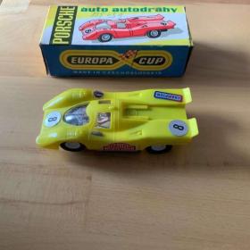 Foto inzerátu Prodám autodráhu ITES, včetně 6 autíček