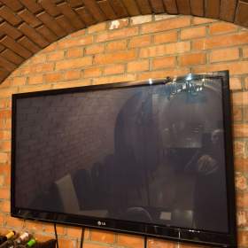 Televize LG 83cm / 19174624