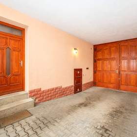 Foto inzerátu Prodej, prodej na splátky rodinný dům Uhřice