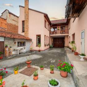 Foto inzerátu Prodej, prodej na splátky rodinný dům Uhřice