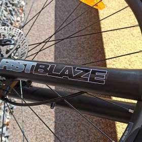 Foto inzerátu AUTHOR IMPULS 29 vel. rámu 21, počet převodů 3x8 (nové)