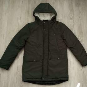 Fotka k inzerátu Chlapecká zimní bunda vel.158  / 18886346