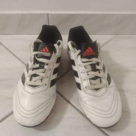 Fotka k inzerátu Dětské kopačky Adidas 34. / 19616829