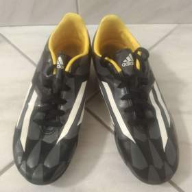 Fotka k inzerátu Dětské kopačky Adidas 35 a 1/2. / 18346420