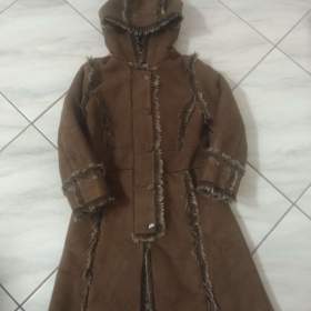 Fotka k inzerátu Dívčí kožíšek Mark& amp; Spencer. / 19578722