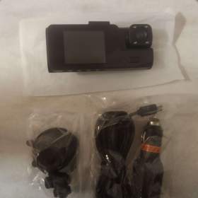 Foto inzerátu Nová kamera do auta.