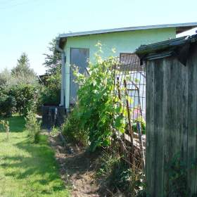 Foto inzerátu Zahradní chatka OV-Výškovice (elektřina, voda, zahrada 327 m2)