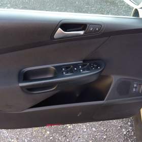 Foto inzerátu VOLKSWAGEN Passat Variant 1,4TSI Sportline CNG