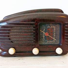 Krásný bytový doplněk -  Art Deco starožitné rádio Talisman se želvinovým vzorem / 19198044