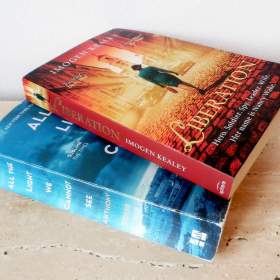 Foto inzerátu Dvě anglické knihy (paperbacky), 2. světová válka