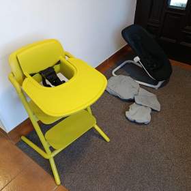 Foto inzerátu Jídelní židlička CYBEX LEMO 4v1