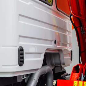 Foto inzerátu MERCEDES AXOR 1828 - TŘÍSTRANNÝ SKLÁPĚČ + HYDR. RUKA EURO4