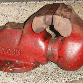 Fotka k inzerátu Prodám svěrák / 19477140