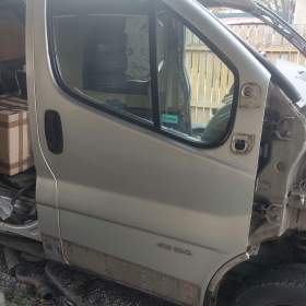 Foto inzerátu Renault trafic 1.9 dci 74kw 2005 Vivaro