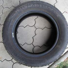 Foto inzerátu PRODÁM ZIMNÍ PNEU 195/60 R15 KORMORAN SNOW 88T 2x