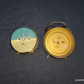 Foto inzerátu Retro budíky