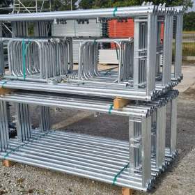 Foto inzerátu Nove fasádní lešení PLETTAC -scaff 74 -250 m2