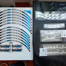 Foto inzerátu PRODÁM LEPKY NA SKÚTR HONDA FORZA 125,350!!!!!!