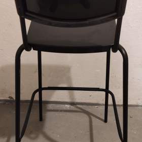 Foto inzerátu Barovou stoličku