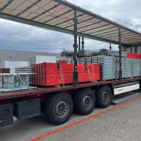 Nove fasádní lešení PLETTAC scaff 74 -  227 m2 / 19228089