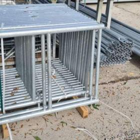 Foto inzerátu Nove fasádní lešení PLETTAC scaff 74 -225 m2