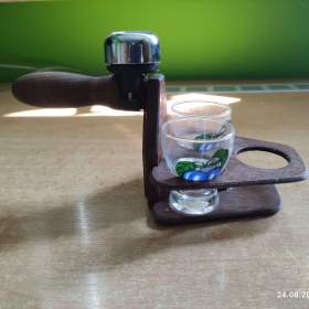 Foto inzerátu Zednická lžíce s panáky - Dekorace 