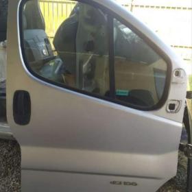 Renault trafic 2004 1.9 DCI 74kw Vivaro díly / 19232940