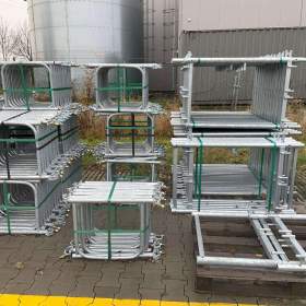 Nove fasádní lešení PLETTAC scaff 74 - 227 m2 / 19235010