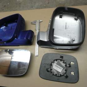 Foto inzerátu   Nová zrcátka, (skla)  vnějších zrcátek pro Volkswagen Multivan