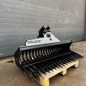 Fotka k inzerátu Prolamovaná hydraulická svahová lopata 120cm 1,2- 2,5t / 19114637