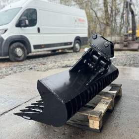 Foto inzerátu Prolamovaná hydraulická svahová lopata 120cm 1,2-2,5t