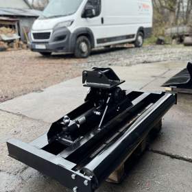 Foto inzerátu Nivelační nosník hydraulický grejdr 120cm 1,5-2,5t 