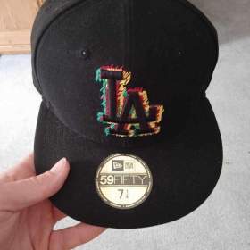 Nová čepice New Era 59Fifty LA -  Velikost 7 1/4 / 19258778