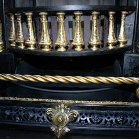 Foto inzerátu V.I.P. starožitný originální funkční krb.