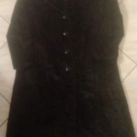 Foto inzerátu Dámský zimní kožešinový kabát.