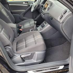 Foto inzerátu VW Tiguan 2,0 TDi 110kW Lounge r.v.2016