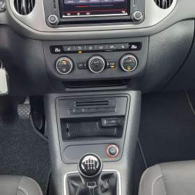 Foto inzerátu VW Tiguan 2,0 TDi 110kW Lounge r.v.2016