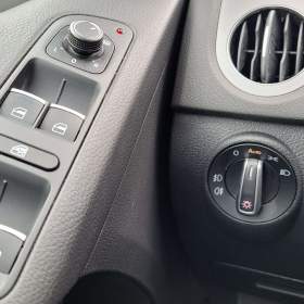 Foto inzerátu VW Tiguan 2,0 TDi 110kW Lounge r.v.2016