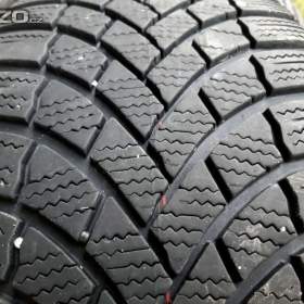 Foto inzerátu Po 1ks zimních pneu 205/55 R17: