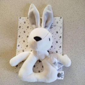 Foto inzerátu plyšák s dekou + dva plyšáci