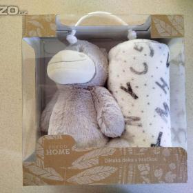 Foto inzerátu plyšák s dekou + dva plyšáci