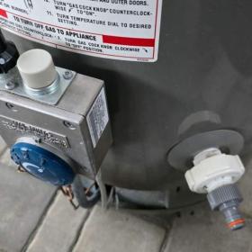 Bojler Rheem plynový / 19275032