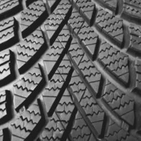 Foto inzerátu 2ks zánovních zimních pneu 205/60 R16 Bridgestone