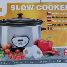 Foto inzerátu Pomalý hrnec -nepoužitý - s keramickou nádobou o objemu 3,5 l ,200W