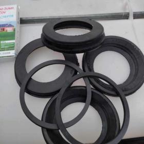 Fotka k inzerátu Těsnění, manžeta pro potrubí KG DN100/110mm PROSTĚJOV / 19357408