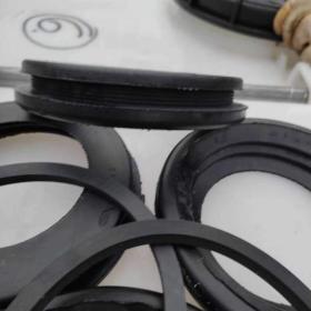 Foto inzerátu Těsnění, manžeta pro potrubí KG DN100/110mm PROSTĚJOV