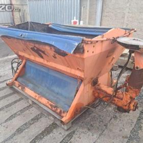 Foto inzerátu Komunální sypač pro multicar m25 m26. m27. m30 fumo
