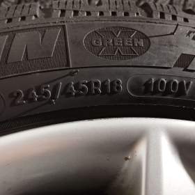 Foto inzerátu Originální sada kol BMW 5 F10 F11 6 F12 F13 17 - Zimní pneu 245/ 45/ R18
