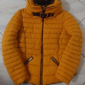 Dámská zimní bunda Zara.  / 19295578